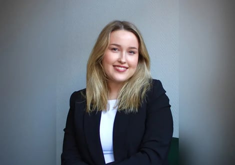 Hils på Julie portrait bilde